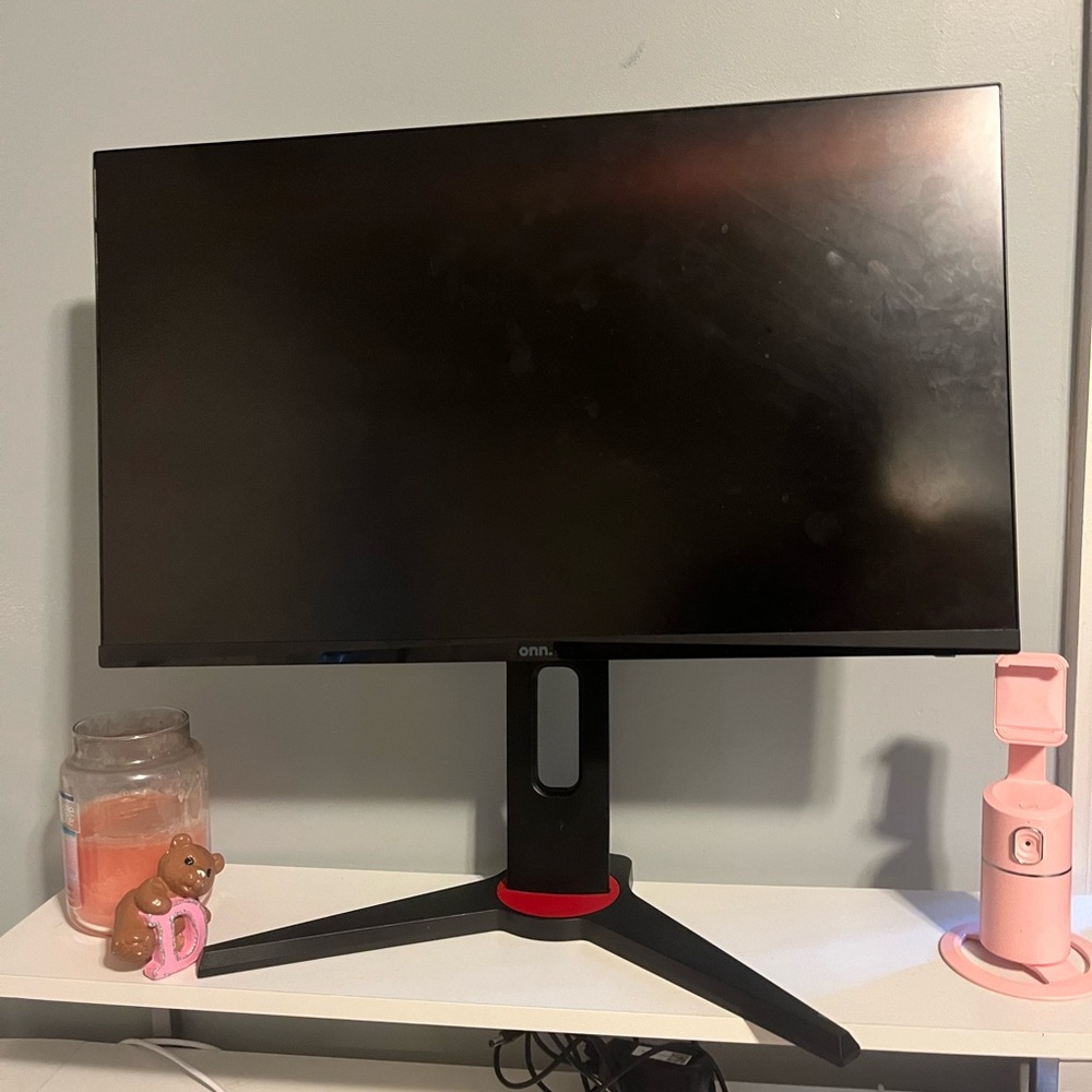 22 inch Onn. Monitor 1080hp. Used , but in perfect condition.Cam included nexigo